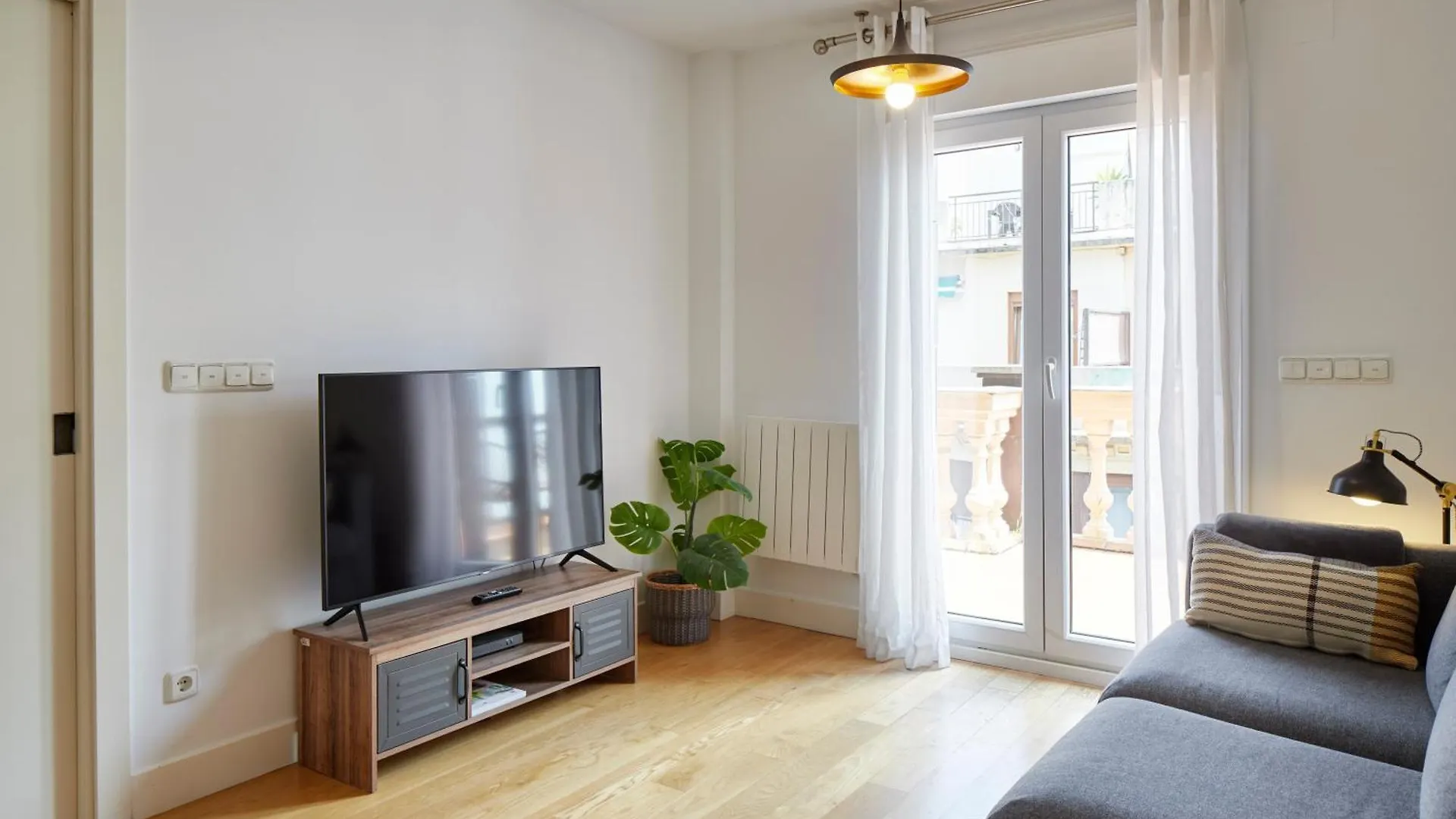 Always Easy I Carquizano Apartment San Sebastian